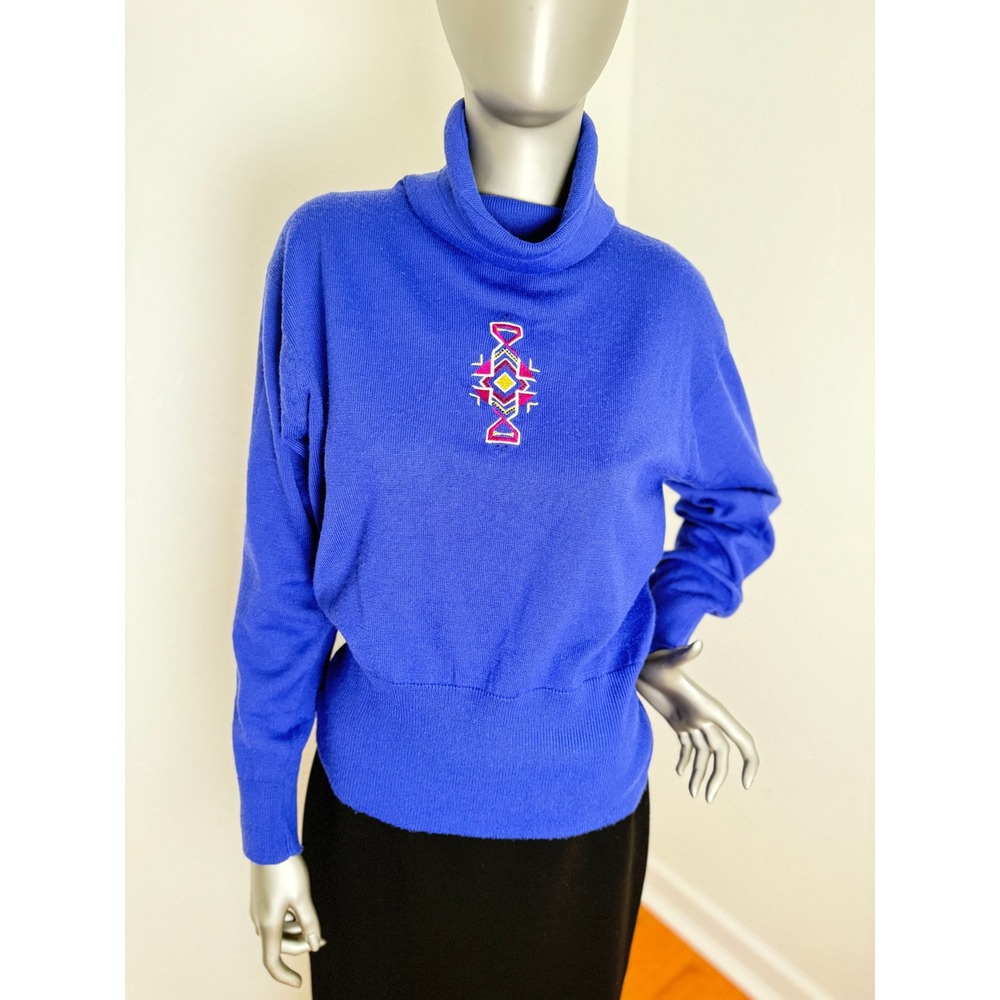 Snuggler Ski Wear Vintage Purple Embroidered Cozy‎ Turtleneck Sweater Size M